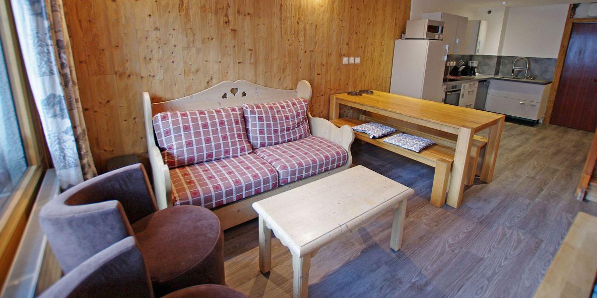 Urlaub in den Bergen 4 Zimmer Maisonettewohnung für 8 Personen (B2-34 P) - Résidence Grand Tichot B - Tignes - Wohnzimmer