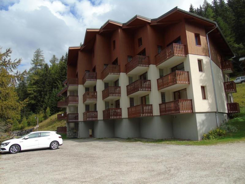 Holiday in mountain resort 2 room apartment 4 people (104) - Résidence Grande Montagne - Valfréjus - Summer outside