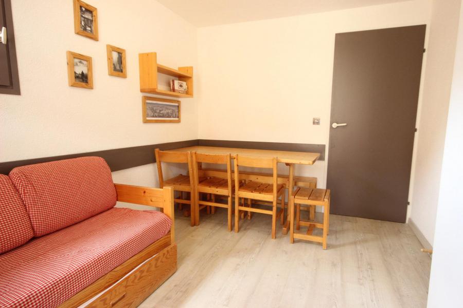 Holiday in mountain resort Studio 4 people (24R) - Résidence Grande Ourse - Peisey-Vallandry - Living room