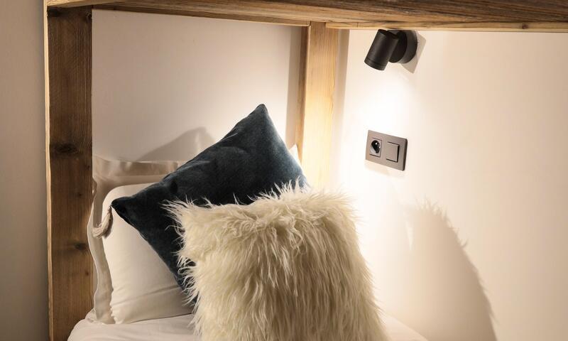 Urlaub in den Bergen 5-Zimmer-Appartment für 8 Personen (107m²) - Résidence Grandes Bosses - Courchevel - Draußen im Sommer