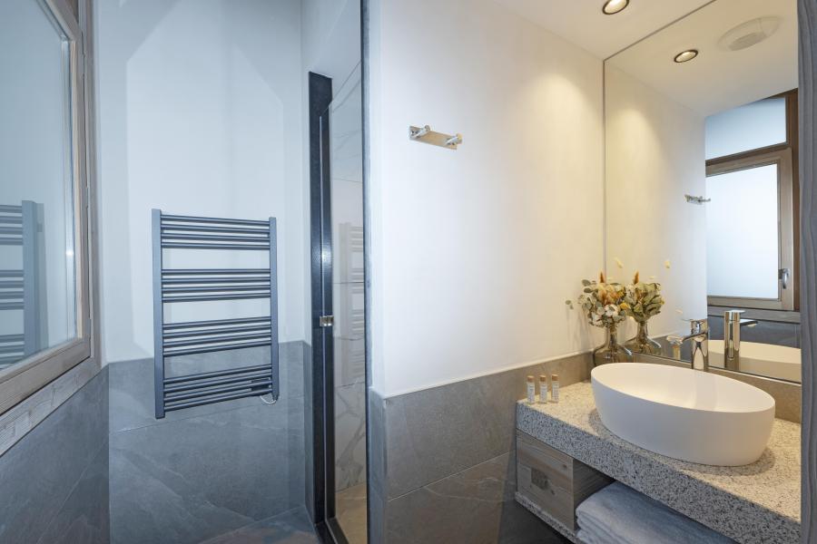Vacances en montagne Appartement duplex 4 pièces 8 personnes - Résidence Hameau de l'Ours - Manigod l'Etale - Salle de douche