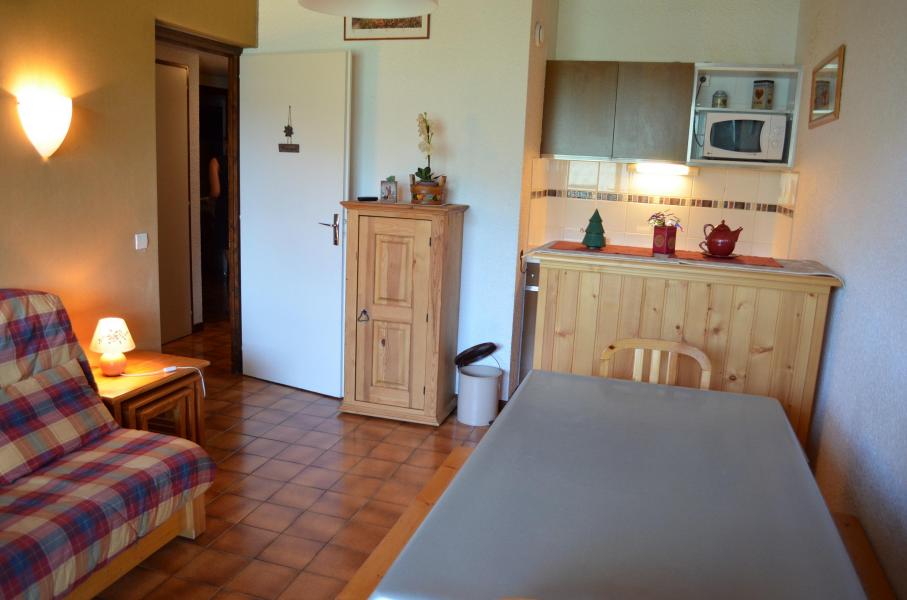 Vakantie in de bergen Appartement 2 kamers bergnis 5 personen (124C) - Résidence Hameau des Quatre Saisons - Châtel - Woonkamer