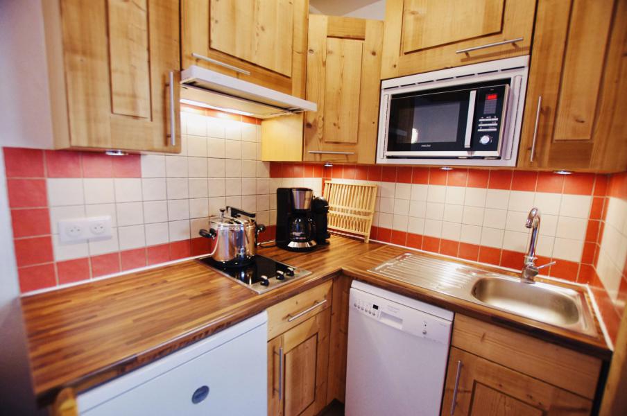 Holiday in mountain resort 2 room apartment 4 people (1215) - Résidence Hameau du Borsat - Tignes - Kitchenette