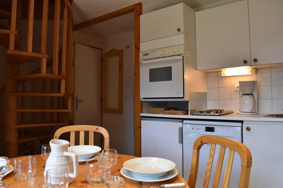 Vacaciones en montaña Apartamento 3 piezas para 6 personas (11) - Résidence Hauts de Chantemouche - Méribel - Estancia