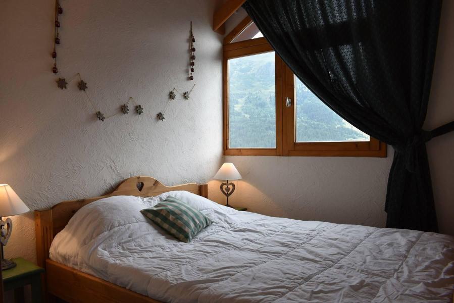 Vacaciones en montaña Apartamento dúplex 5 piezas 8 personas (6) - Résidence Hauts de Chantemouche - Méribel - Habitación