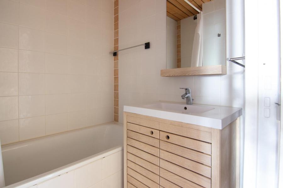 Vacances en montagne Studio 4 personnes (10) - Résidence Hauts de Chavière - Val Thorens - Salle de bain