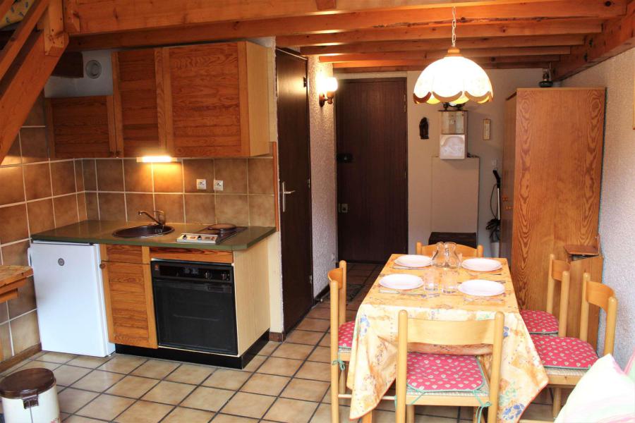Vacances en montagne Studio mezzanine 4 personnes (B033) - Résidence Hostellerie - Vars - Logement