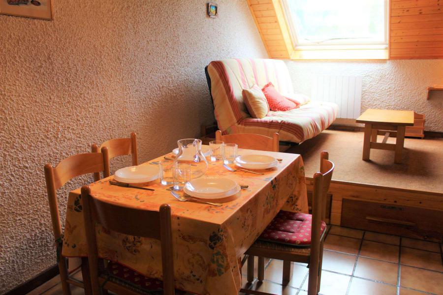 Vacances en montagne Studio mezzanine 4 personnes (B033) - Résidence Hostellerie - Vars - Logement