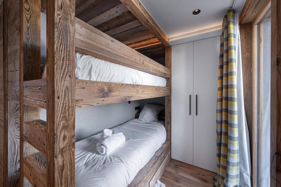 Holiday in mountain resort 7 room apartment 13 people (F6) - Résidence Isard - Courchevel - Bunk beds