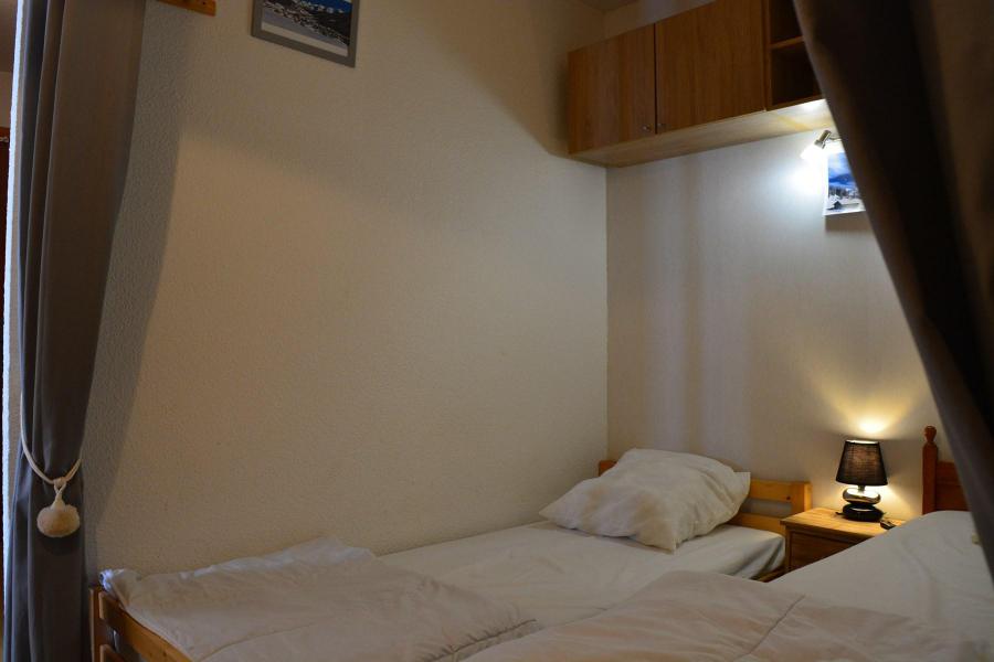 Vacaciones en montaña Apartamento cabina 2 piezas para 6 personas (017) - Résidence Isatis - Le Grand Bornand - Alojamiento