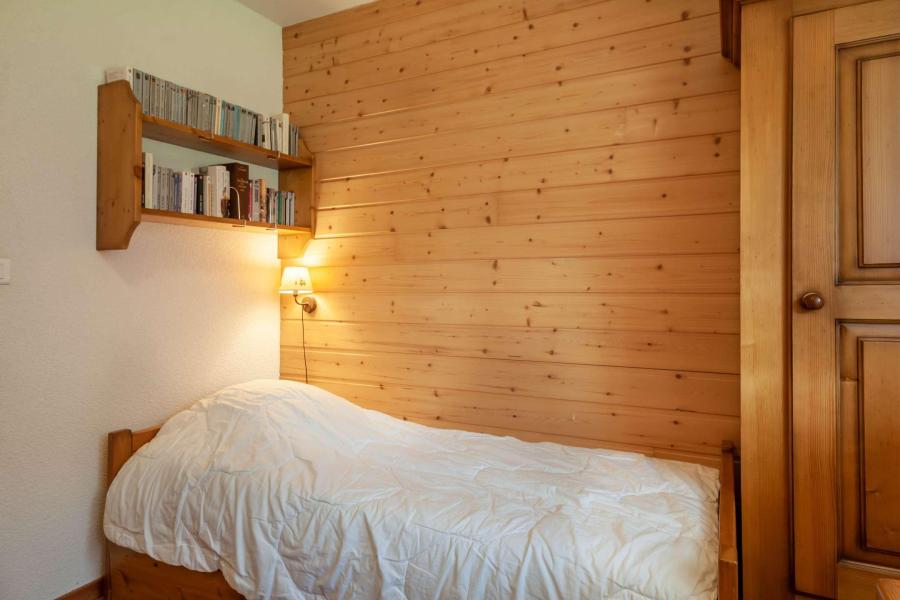 Holiday in mountain resort 3 room apartment 6 people (2) - Résidence Jeanette - Morzine - Bedroom