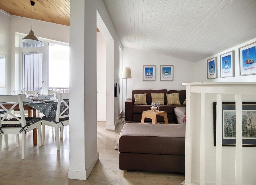 Vakantie in de bergen Appartement 4 kamers 8 personen (21) - Résidence Jettay - Les Menuires - Woonkamer