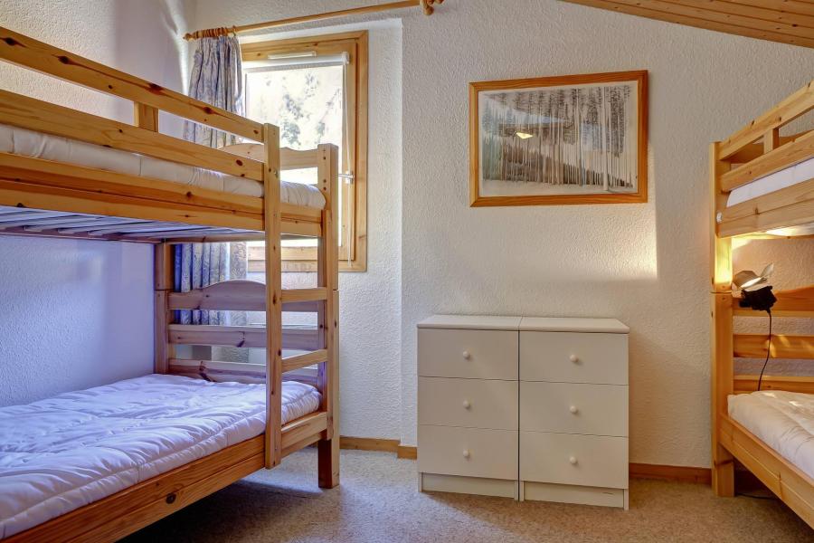 Holiday in mountain resort 4 room duplex apartment 9 people (210) - Résidence Kalinka - La Tania - Bunk beds