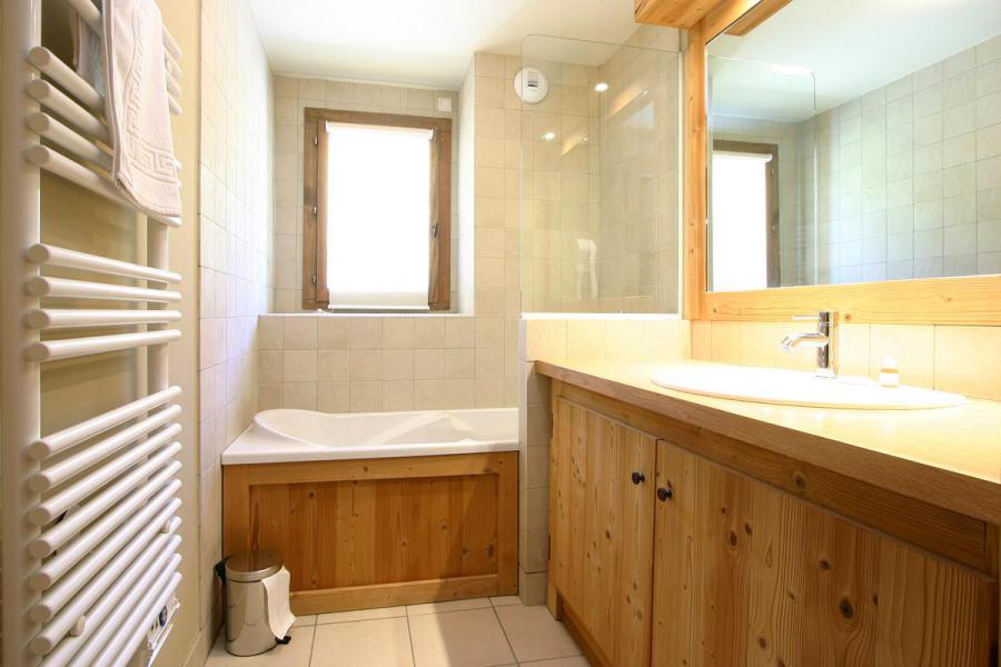 Holiday in mountain resort Résidence l'Alba - Les 2 Alpes - Bathroom