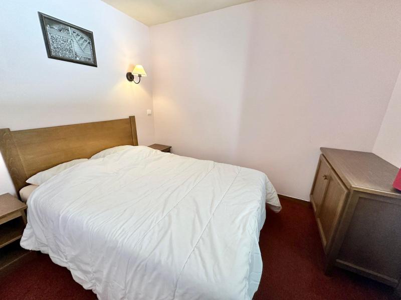 Urlaub in den Bergen 2-Zimmer-Appartment für 5 Personen (B011) - Résidence L'Albane  - Vars - Schlafzimmer