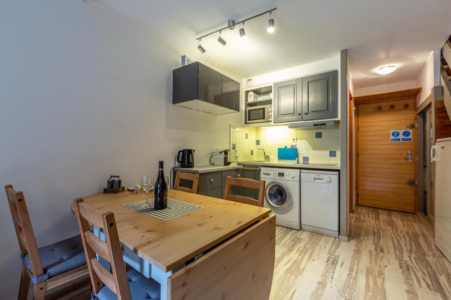 Vakantie in de bergen Appartement duplex 3 kamers 6 personen (E01) - Résidence l'Alpinéa - Méribel-Mottaret - Woonkamer