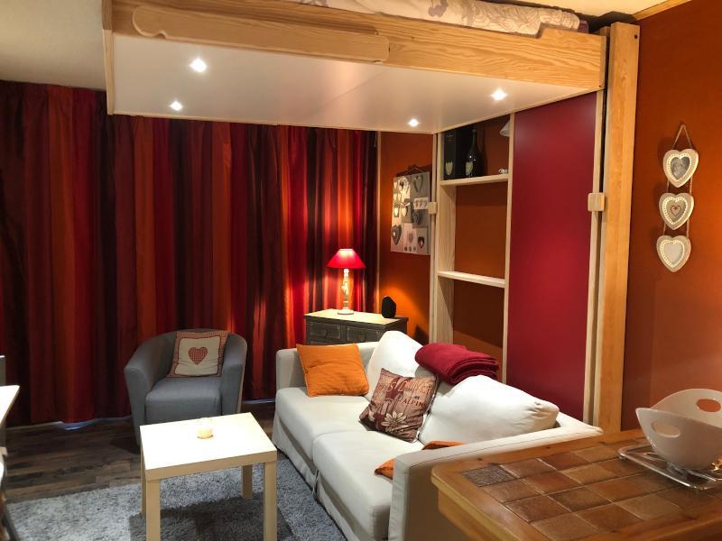 Holiday in mountain resort Studio sleeping corner 4 people (202) - Résidence l'Arribau - Pra Loup - Living room