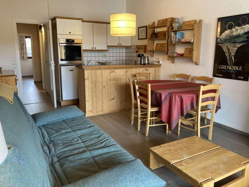 Holiday in mountain resort 2 room apartment cabin 6 people (D3) - Résidence l'Athos - Alpe d'Huez - Living room