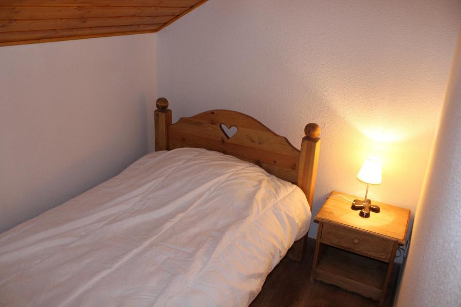 Urlaub in den Bergen 5 Zimmer Maisonettewohnung für 8 Personen (27) - Résidence l'Eden des Cimes 1 - La Joue du Loup - Schlafzimmer