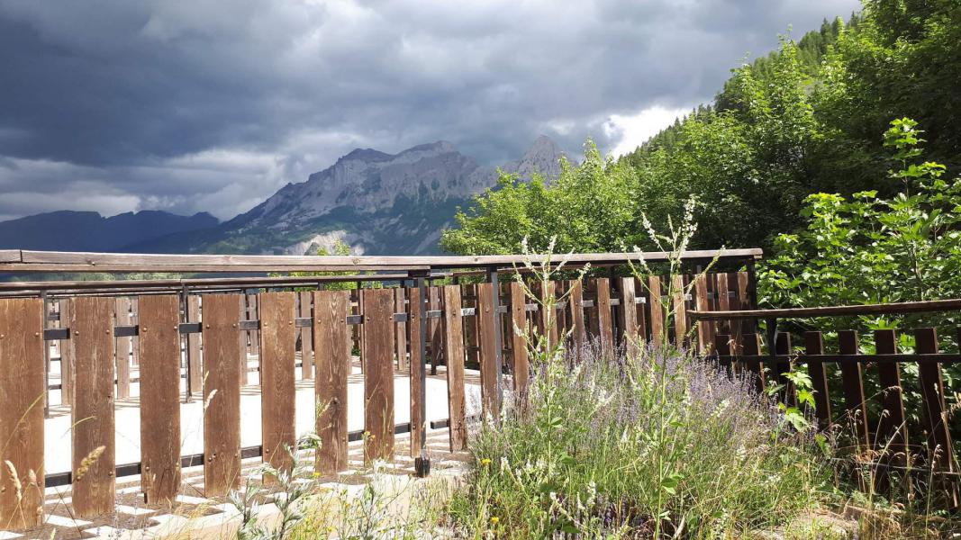 Vacaciones en montaña Résidence l'Estelan - Pra Loup - Terraza