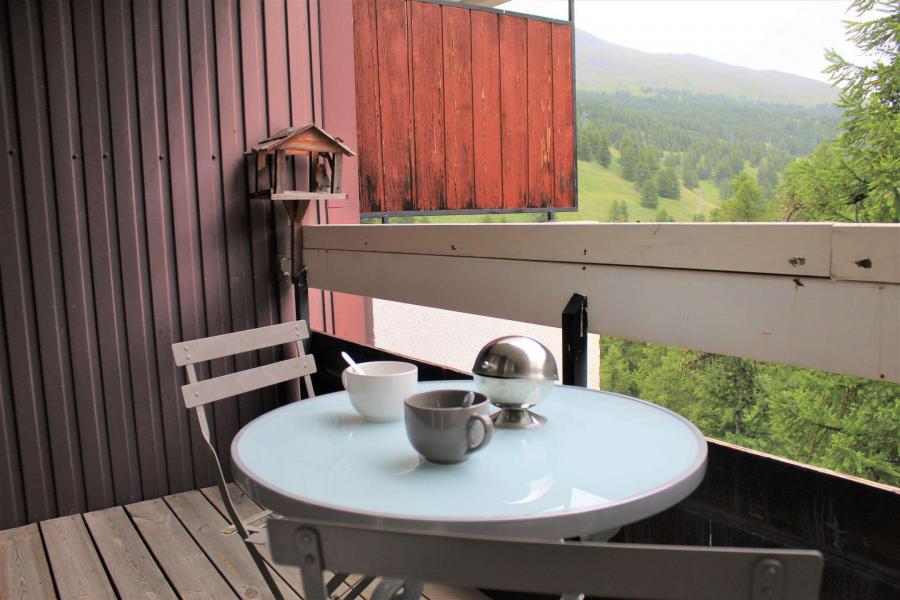 Vacances en montagne Studio cabine 4 personnes (888) - Résidence l'Eyssina - Vars - Terrasse