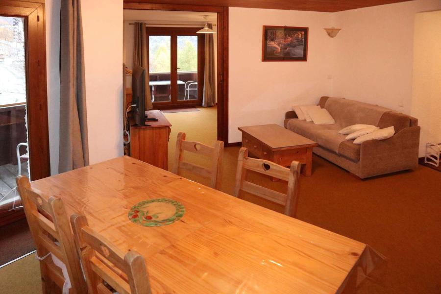 Urlaub in den Bergen 3-Zimmer-Appartment für 8 Personen (295) - Résidence l'Horizon - Les Orres - Wohnzimmer