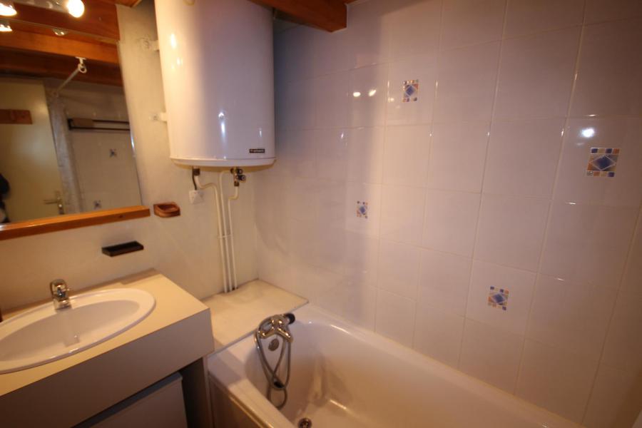 Vacances en montagne Studio mezzanine 5 personnes (12) - Résidence l'Isba - Les Saisies - Salle de bain