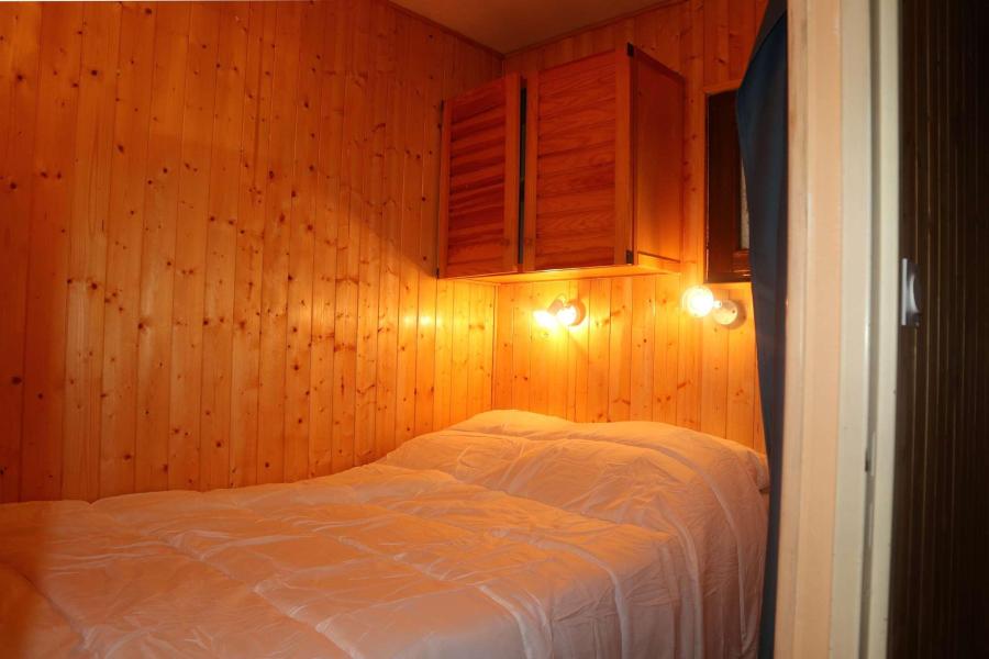 Vakantie in de bergen Studio bergnis 6 personen (256) - Résidence l'Oustal - Les Orres - Kamer