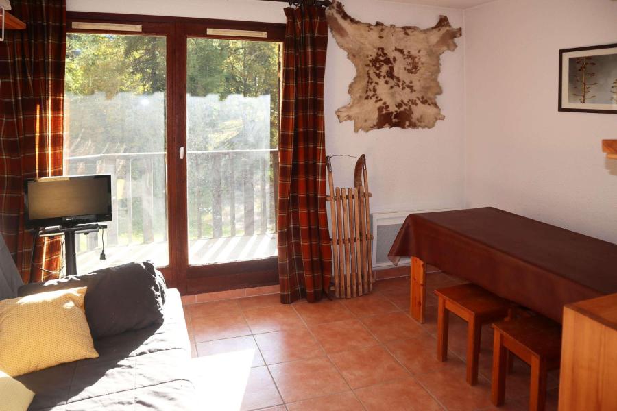 Urlaub in den Bergen Studio Schlafnische 4 Personen (257) - Résidence l'Oustal - Les Orres - Wohnzimmer