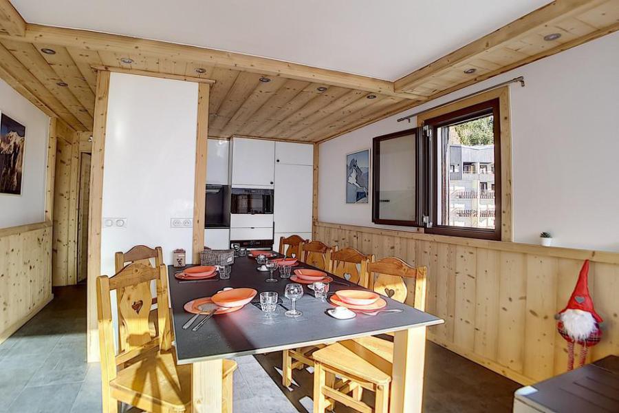 Holiday in mountain resort 3 room apartment cabin 8 people (61) - Résidence la Biellaz - Les Menuires - Living room