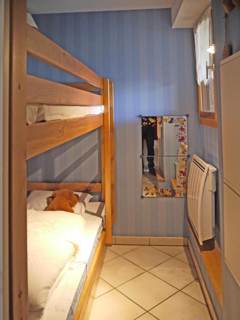 Holiday in mountain resort 2 room apartment cabin 4 people (D) - Résidence la Bourne - Villard de Lans - Cabin