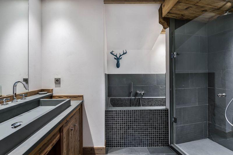 Vacances en montagne Appartement duplex 5 pièces 10 personnes (2) - Résidence la Canadienne - Val d'Isère - Salle de douche