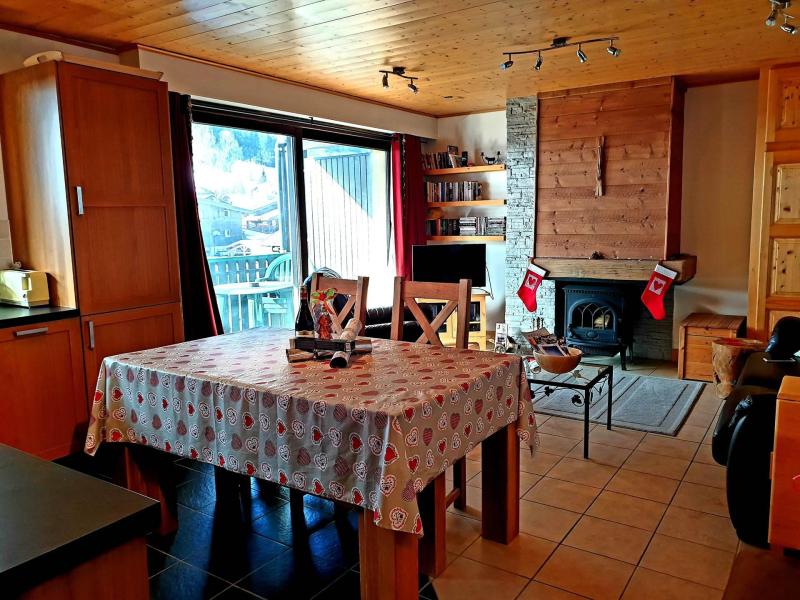 Urlaub in den Bergen 3-Zimmer-Appartment für 6 Personen (2) - Résidence la Capitale 2 - Morzine - Wohnzimmer