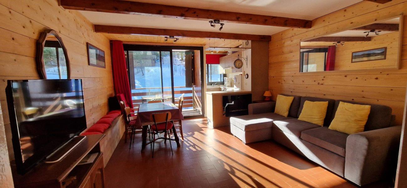 Urlaub in den Bergen 2-Zimmer-Berghütte für 6 Personen (455) - Résidence la Cbu - Sauze - Super Sauze - Wohnzimmer