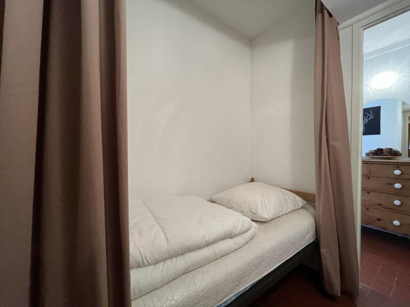 Holiday in mountain resort 2 room apartment sleeping corner 8 people (213) - Résidence la Cbu - Sauze - Super Sauze