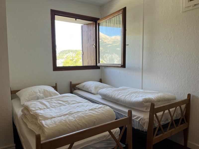 Holiday in mountain resort 2 room apartment sleeping corner 8 people (213) - Résidence la Cbu - Sauze - Super Sauze