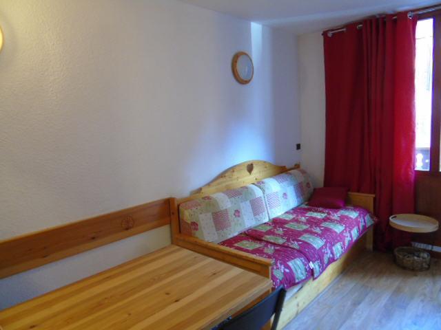 Vakantie in de bergen Studio cabine 4 personen (26) - Résidence la Chaviere - Valfréjus - Woonkamer