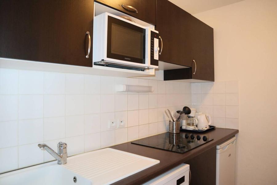 Holiday in mountain resort 2 room apartment 4 people (1019) - Résidence la Combe d'Or - Les Orres - Kitchenette