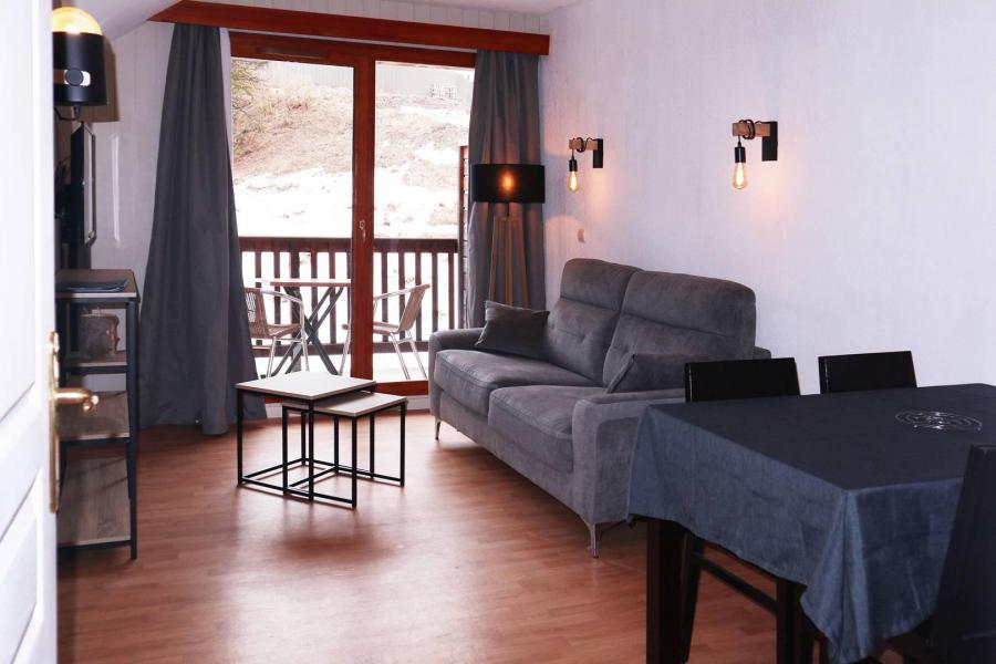 Urlaub in den Bergen 2-Zimmer-Appartment für 4 Personen (1014) - Résidence la Combe d'Or - Les Orres - Wohnzimmer
