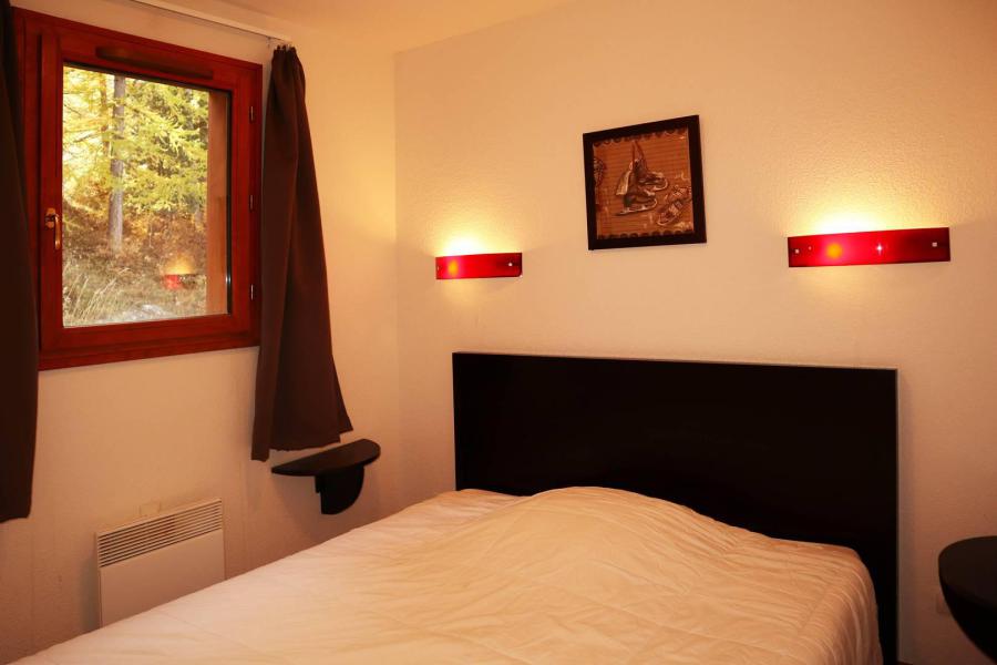 Vakantie in de bergen Appartement 2 kamers 4 personen (1008) - Résidence la Combe d'Or - Les Orres - Kamer