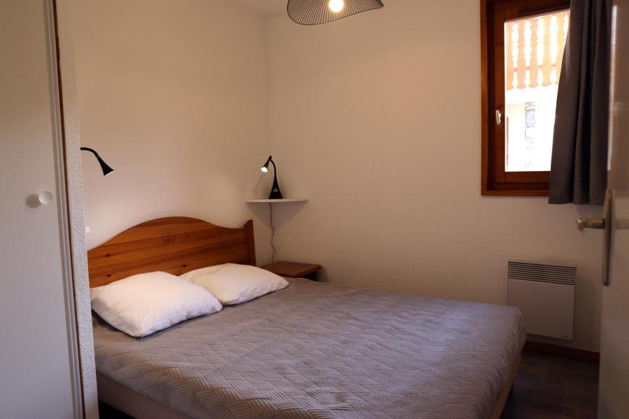 Urlaub in den Bergen 3-Zimmer-Appartment für 6 Personen (407) - Résidence la Combe III - Aussois - Schlafzimmer