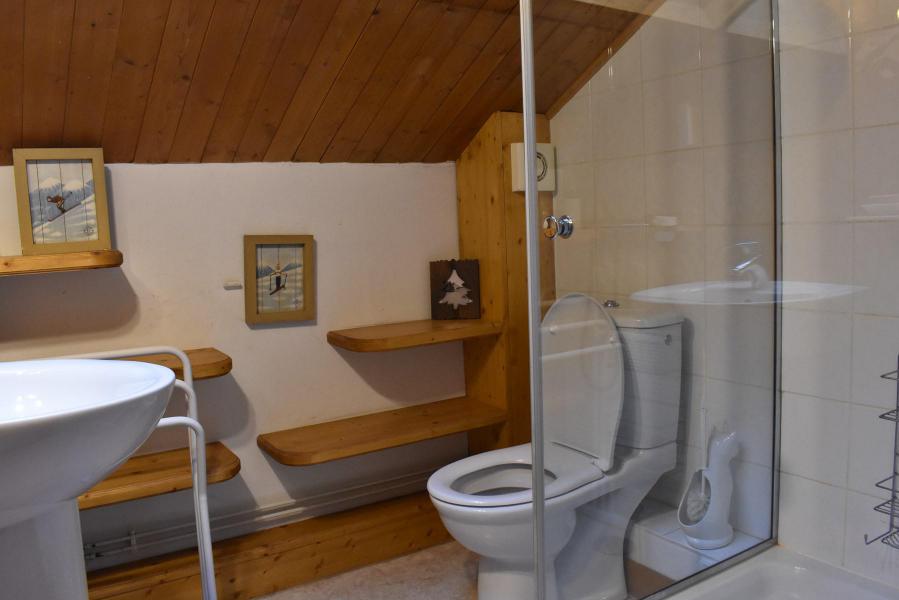 Vacaciones en montaña Apartamento 5 piezas cabina duplex para 8 personas (J4) - Résidence la Croix de Verdon - Méribel - Cuarto de ducha