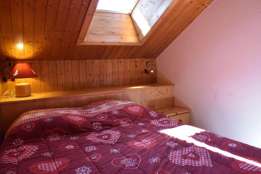 Urlaub in den Bergen Duplex Wohnung 5 Zimmer Kabine 8 Personnen (J4) - Résidence la Croix de Verdon - Méribel - Schlafzimmer