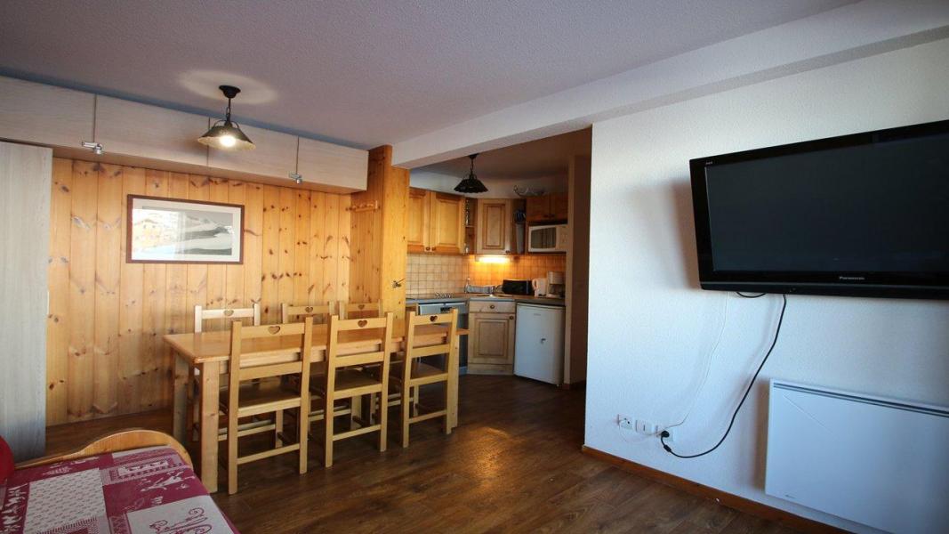 Holiday in mountain resort 3 room apartment 6 people (AC11) - Résidence La Dame Blanche - Puy-Saint-Vincent - Accommodation