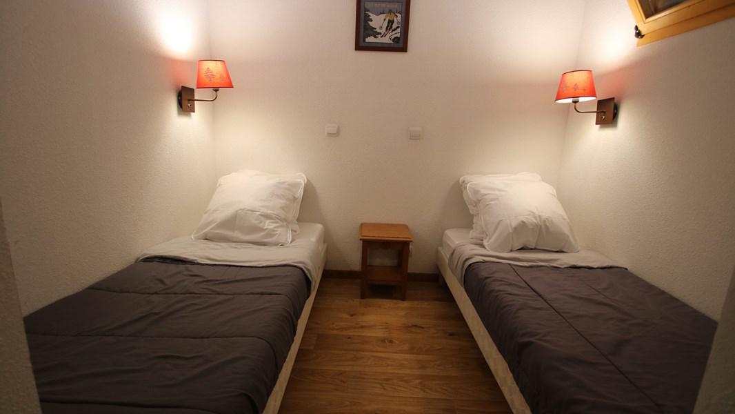 Vacanze in montagna Appartamento 2 stanze con cabina per 6 persone (008) - Résidence La Dame Blanche - Puy-Saint-Vincent