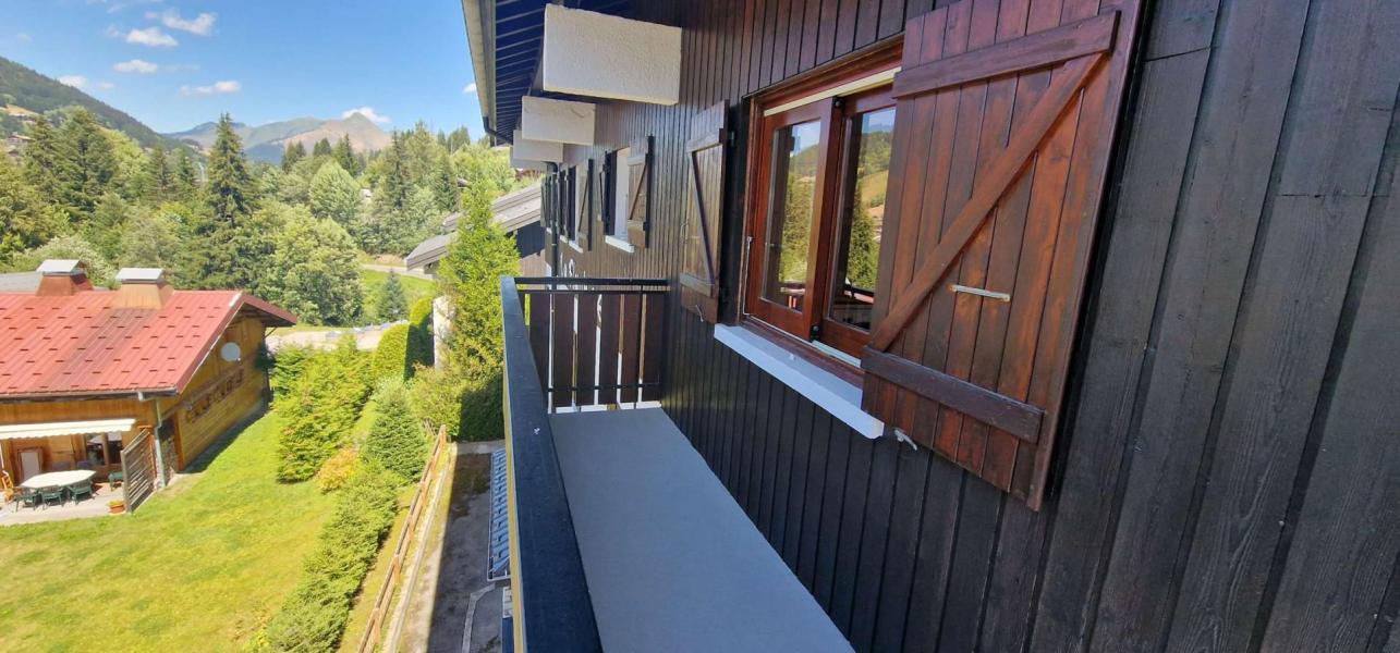 Rent in ski resort Studio mezzanine 5 people - Résidence la Flambée - Les Gets - Summer outside