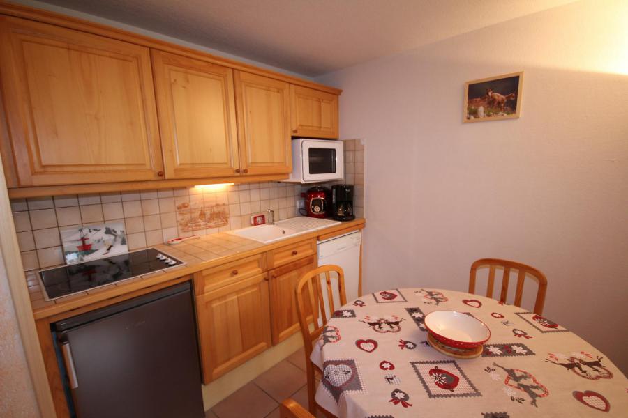 Vacances en montagne Appartement 3 pièces 4 personnes (04) - Résidence la Forêt des Rennes 1 C - Les Saisies - Kitchenette