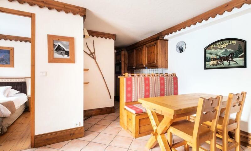 Rent in ski resort 3 room apartment 6 people (Prestige 45m²-1) - Résidence la Ginabelle - Maeva Home - Chamonix - Summer outside
