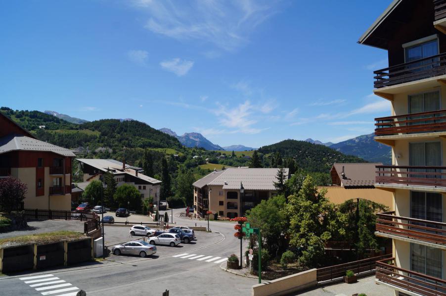 Vacanze in montagna Studio con alcova per 4 persone (102) - Résidence la Grande Chaume - Sauze - Super Sauze - Esteriore estate