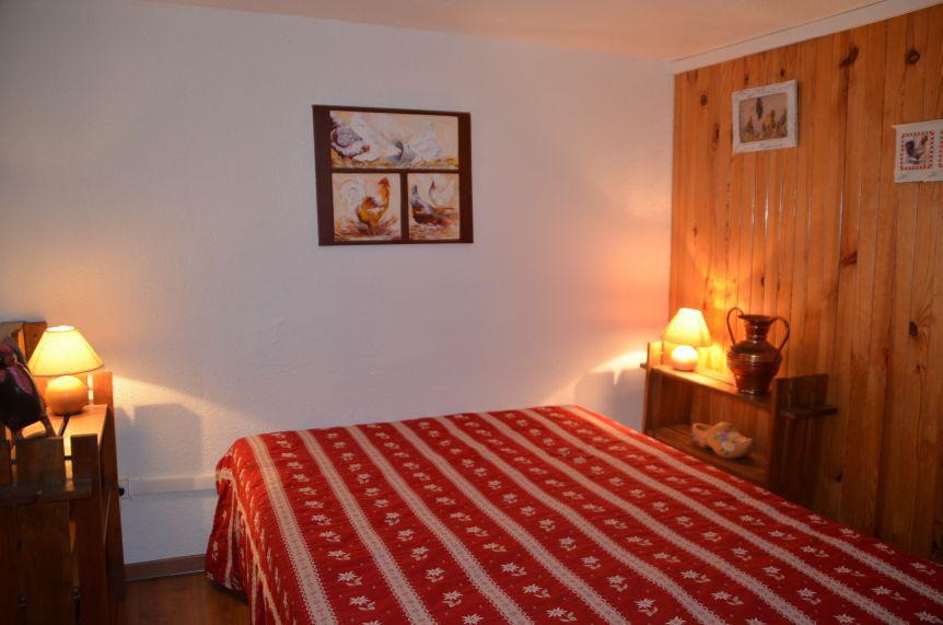 Holiday in mountain resort 3 room mezzanine apartment 8 people (1009) - Résidence la Grande Masse - Les Menuires - Bedroom